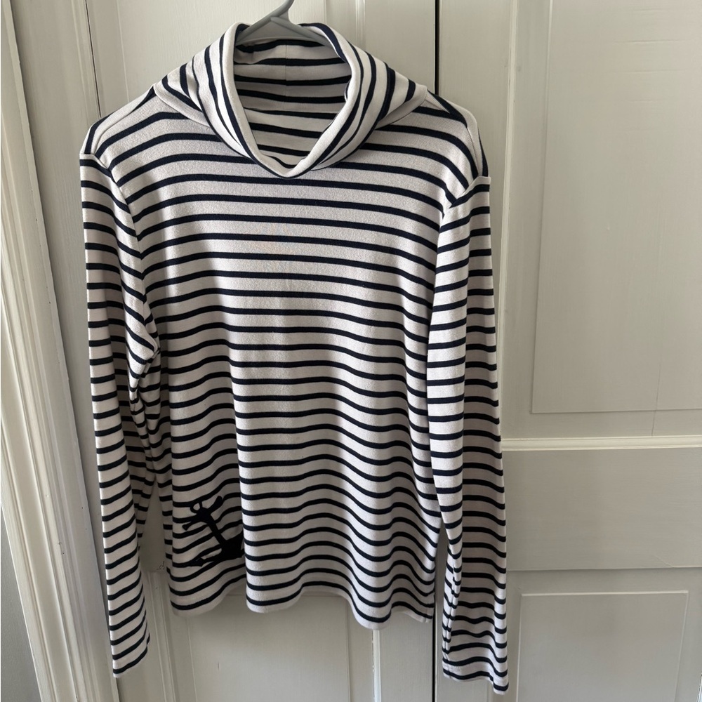 Vineyard Vines Blue and White Striped Top